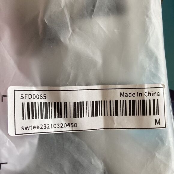 Shein NWT Sz M t shirt - Picture 2 of 6